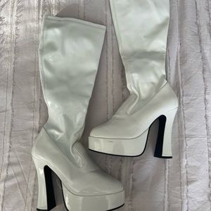 Pole dancing/ Gogo dancing mid length boots - Ellie brand
